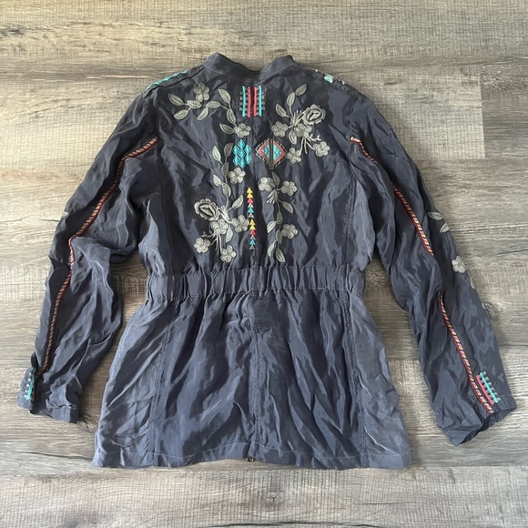 JOHNNY WAS Milton Embroidered Zip-Front Jacket Medium Floral Aztec Tribal Grey - Picture 7 of 8